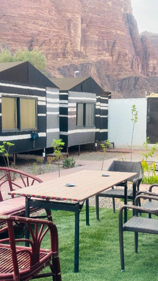 Wadi Rum Oryx Hostel & Tours Eksteriør bilde